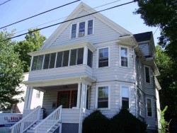 466 Albemarle Rd, Newton, MA 02460-1361