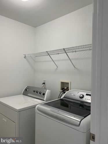 117 Sansom Ln, West Deptford NJ 08096-5168 exterior