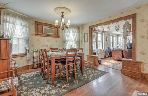 440 Belgrove Dr, Kearny NJ 07032-1628 exterior