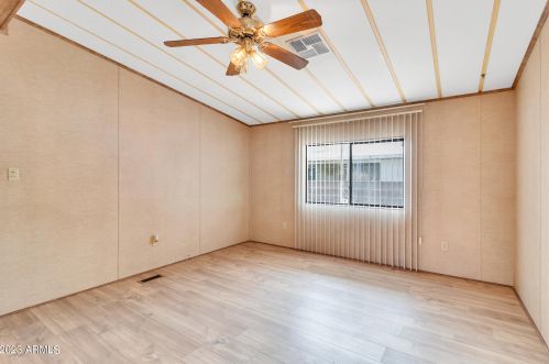 18438 2nd Pl, Phoenix AZ 85022-1011 exterior