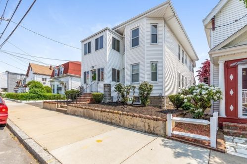 54 Everett St, Everett MA 02149-1102 exterior