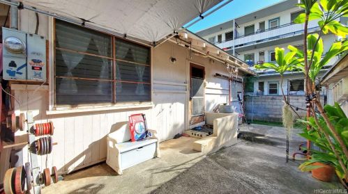 711 Piikoi St, Honolulu HI 96822-4029 exterior