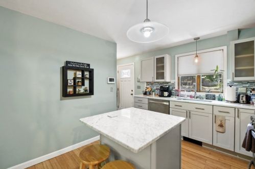 30 Abington St, Worcester MA 01603-1101 exterior