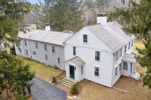 691 River St, Hingham MA 02061-2214 exterior