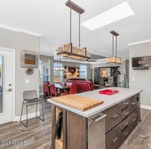 42330 3 St, Phoenix AZ 85086-7401 exterior