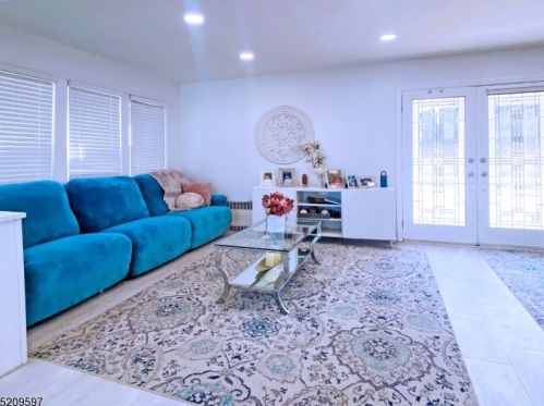 328 Joralemon St, Belleville NJ  07109-2167 exterior