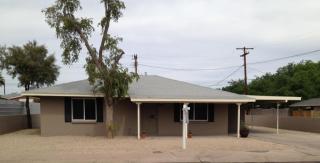 2130 Clarendon Ave, Phoenix AZ  85031-3142 exterior