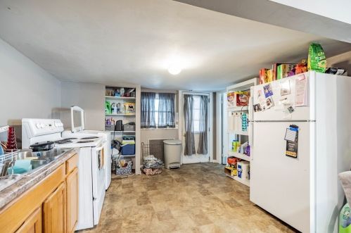 89 Mechanic St, Montgomery MA 01085-3073 exterior