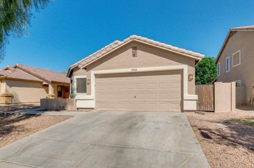 3229 81st Dr, Phoenix, AZ 85043-1563