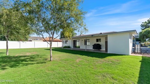 3820 Amelia Ave, Phoenix AZ 85037-2365 exterior