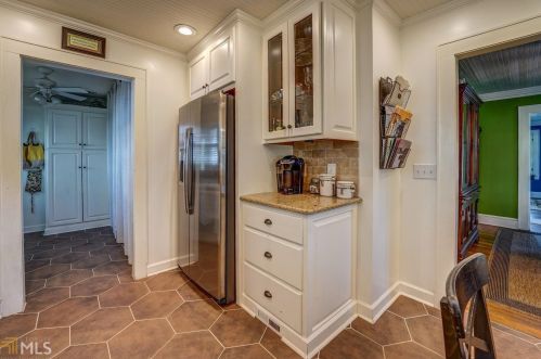 945 College Ave, Conyers GA 30012-4423 exterior