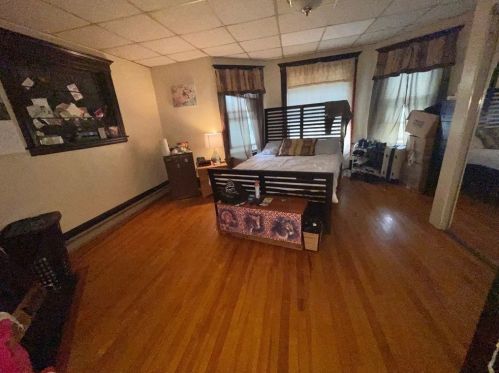 47 Acton St, Worcester MA 01604-4828 exterior