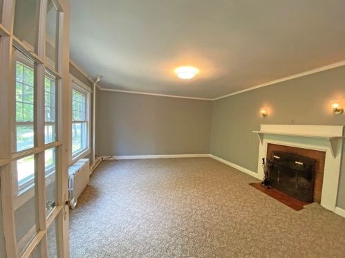 117 Mount Vernon St, Newton MA 02465-2559 exterior