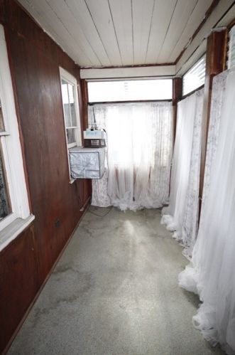 32 Winter St, Taunton MA 02780-1922 exterior