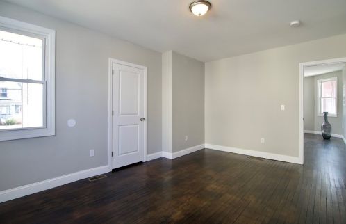 8 Conner Ave, Montgomery MA 01085-2325 exterior