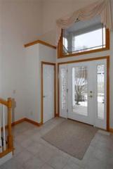 31027 Walden Dr, Cleveland OH  44145-6818 exterior