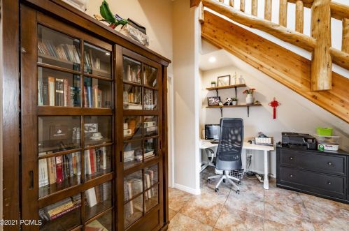 4019 Sunrise Dr, Park City UT 84098-4757 exterior