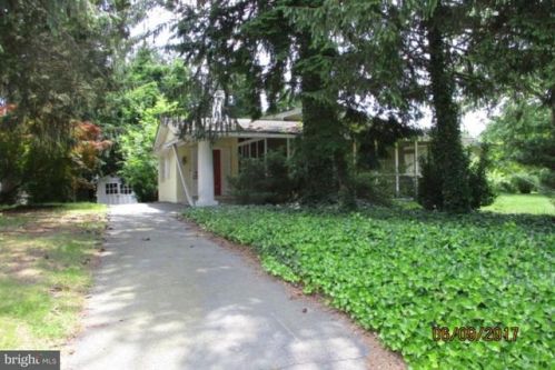 545 King St, West Deptford NJ  08096-5709 exterior