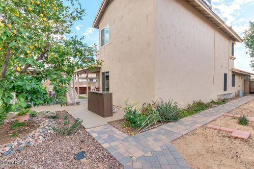 18623 43rd St, Phoenix AZ 85050-8769 exterior