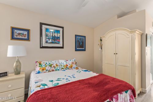 15826 5th Dr, Phoenix AZ  85023-7435 exterior