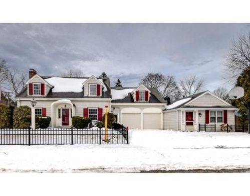 203 Lindbergh Ave, Needham MA  02494-1929 exterior