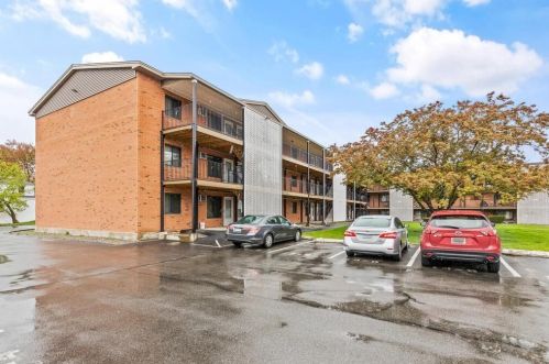 14 Arizona Ter, Arlington MA  02474-3724 exterior