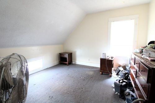 292 Durfee St, Fall River MA 02720-2330 exterior