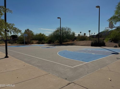 10438 45 Pl, Phoenix AZ 85050-8555 exterior