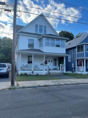 25 Holbrook St, Ansonia, CT 06401-1205