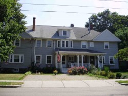 848 Watertown St, Newton, MA 02465-2140