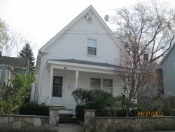 32 School St, Newton, MA 02458-1518