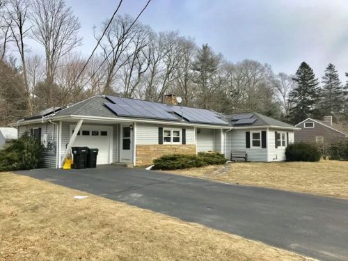 70 Norlen Park, East Bridgewater, MA 02324-2231