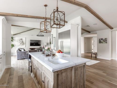 5123 43rd Pl, Phoenix AZ  85018-1633 exterior