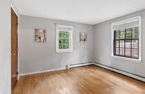 17 College Pond Rd, Plymouth MA  02360-3104 exterior