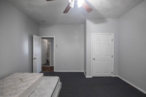 49 Pearl St, Everett MA 02149-1105 exterior