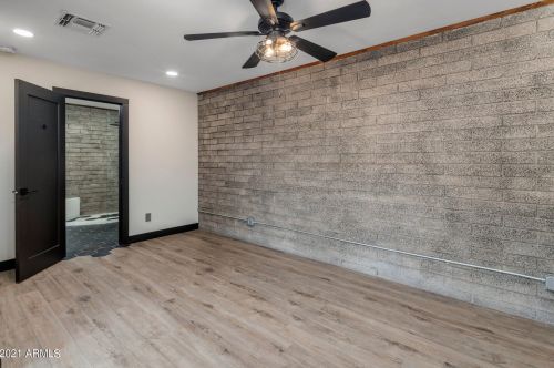 1413 Edgemont Ave, Phoenix AZ 85035-1809 exterior