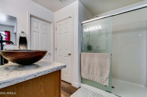 2571 73 Dr, Phoenix AZ 85043-7238 exterior