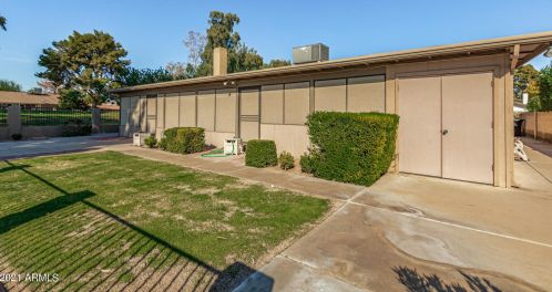 11420 Ahwatukee Dr, Phoenix AZ 85044-3102 exterior