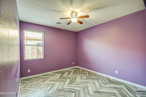 4217 73 Dr, Phoenix AZ 85033-2512 exterior