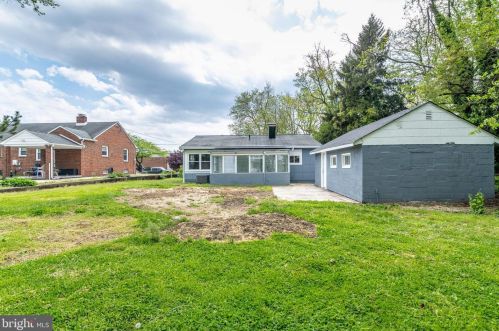 246 Queen St, West Deptford NJ  08096-2254 exterior