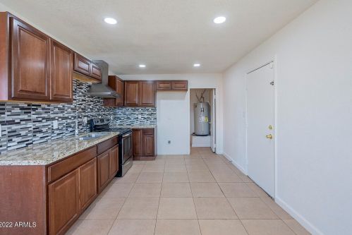 2907 Dunlap Ave, Phoenix AZ  85051-3427 exterior