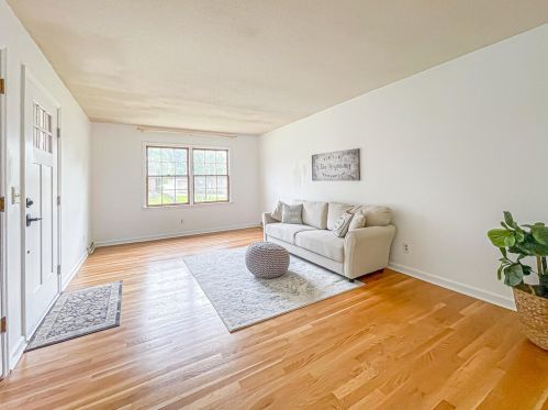 104 Van Buren Ave, Ladson SC 29456-5430 exterior