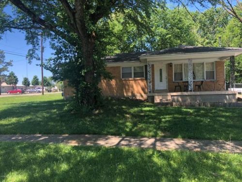 7120 Deanna Dr, Louisville, KY 40219-2638