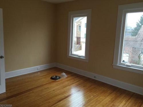 18 Hilton St, Belleville NJ  07109-1901 exterior