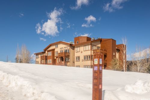 6605 2200, Park City UT 84098-8220 exterior