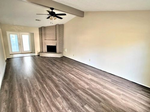 1315 Briarmead Dr, Richmond TX  77406-2308 exterior