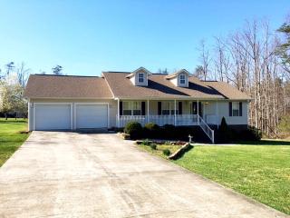 17382 Meadow Creek Rd, Monterey TN  38574-3550 exterior