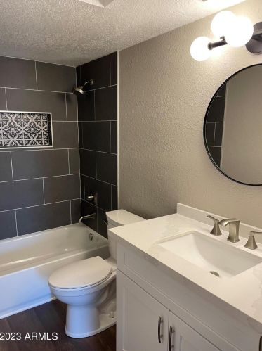 12611 41st Pl, Phoenix AZ  85032-7408 exterior