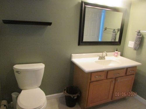 1060 Rocky Woods St, Taunton MA  02780-8200 exterior