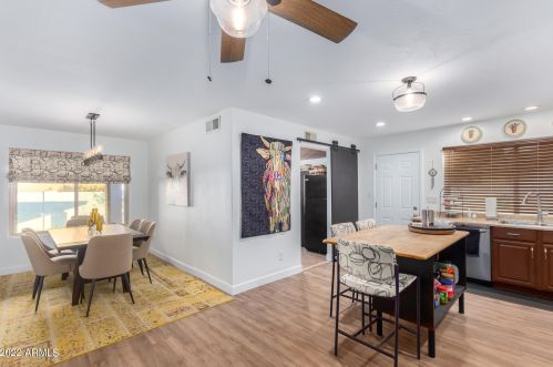 3220 Cinnabar Ave, Phoenix AZ 85020-1815 exterior